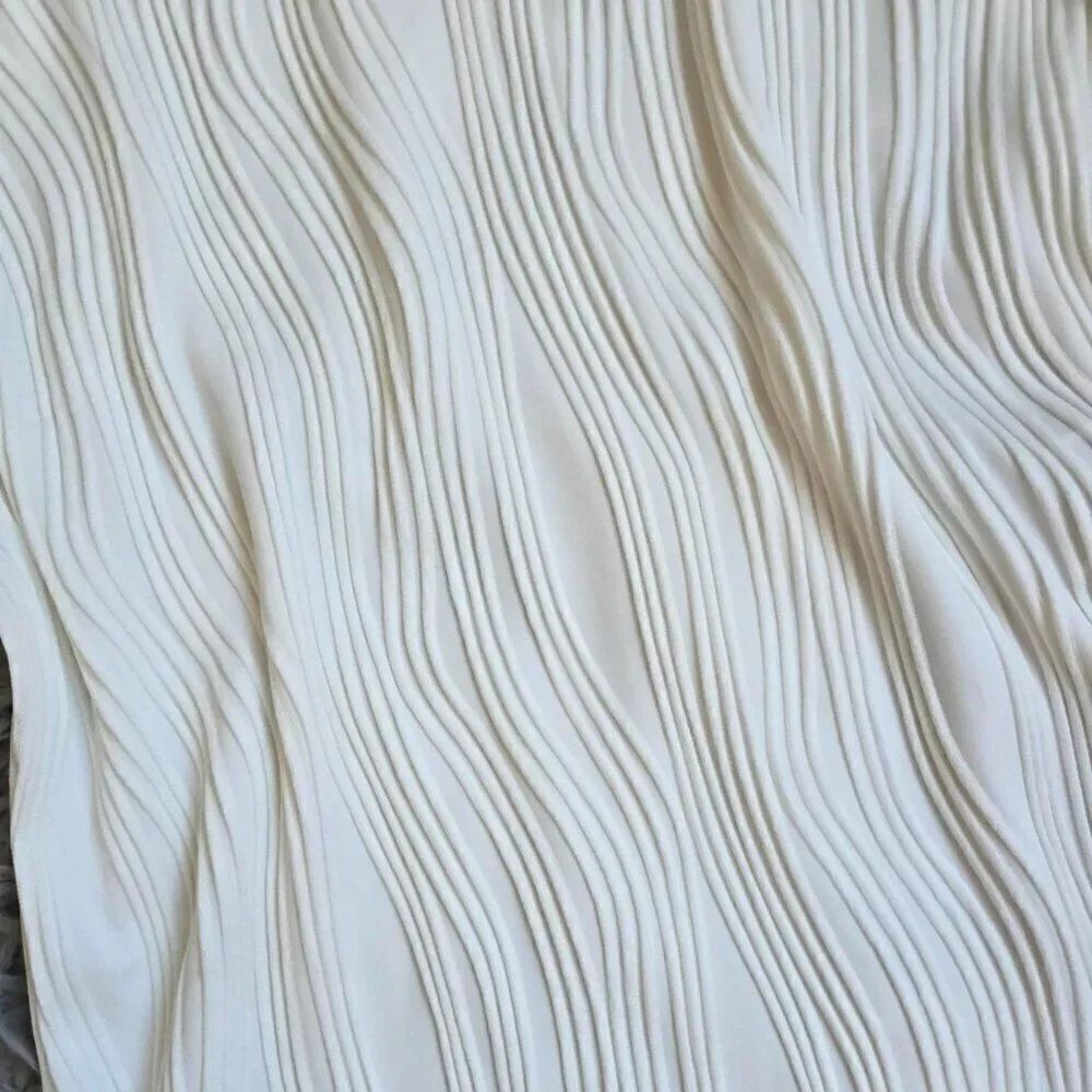 Textured Blouse - Picture 4 of 5